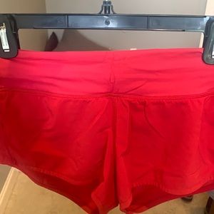 Lululemon red size 6 speed short